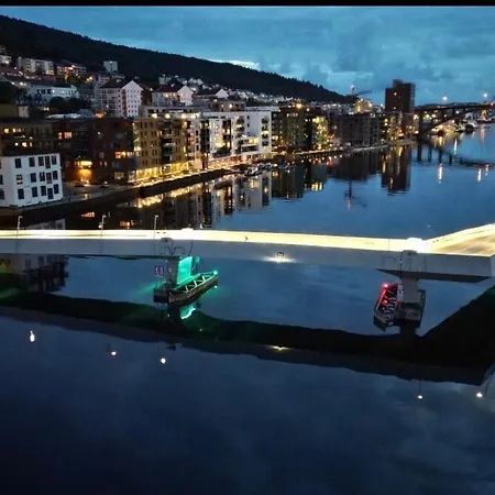 Hyggehuset Semesterbostad *