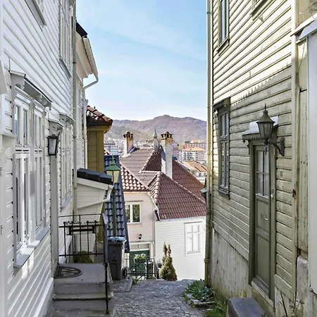 Hyggehuset Feriehus *