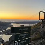 Hyggehuset بيت للعطل *